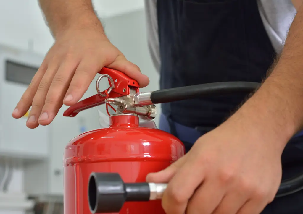 Manipulation d’extincteur pdca engineering