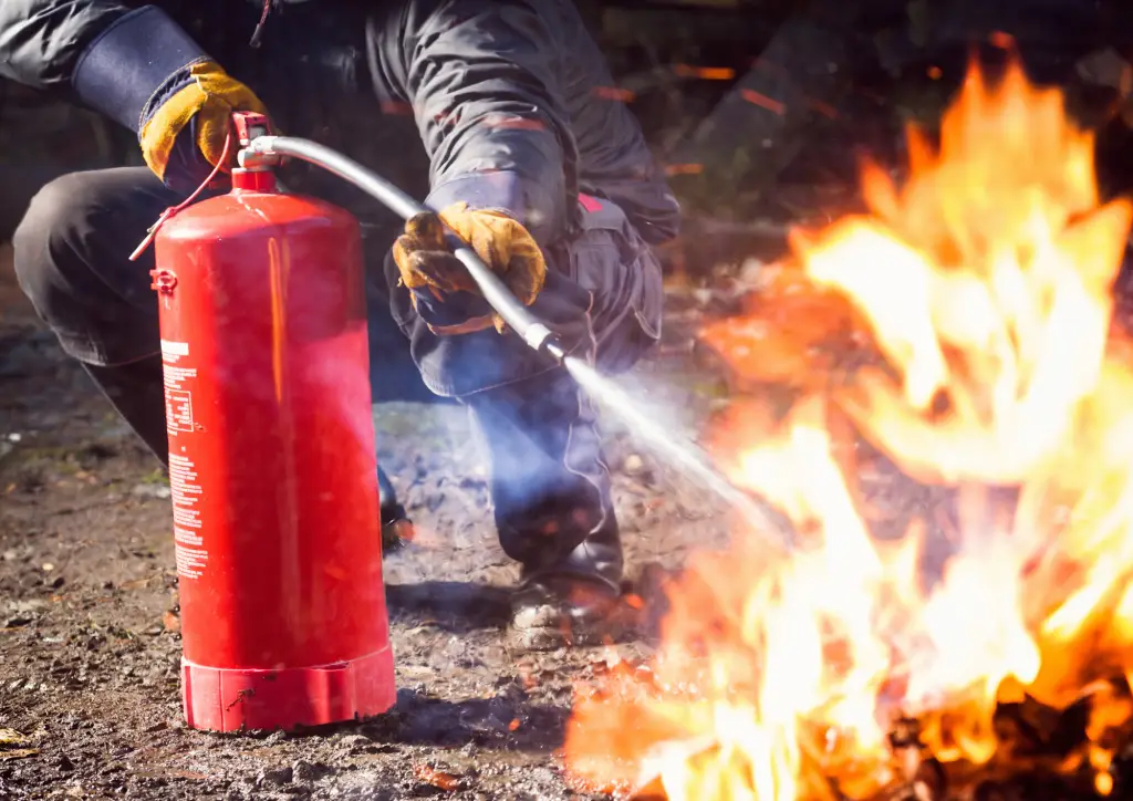 Équipier de 1ere intervention : feu réel pdca engineering